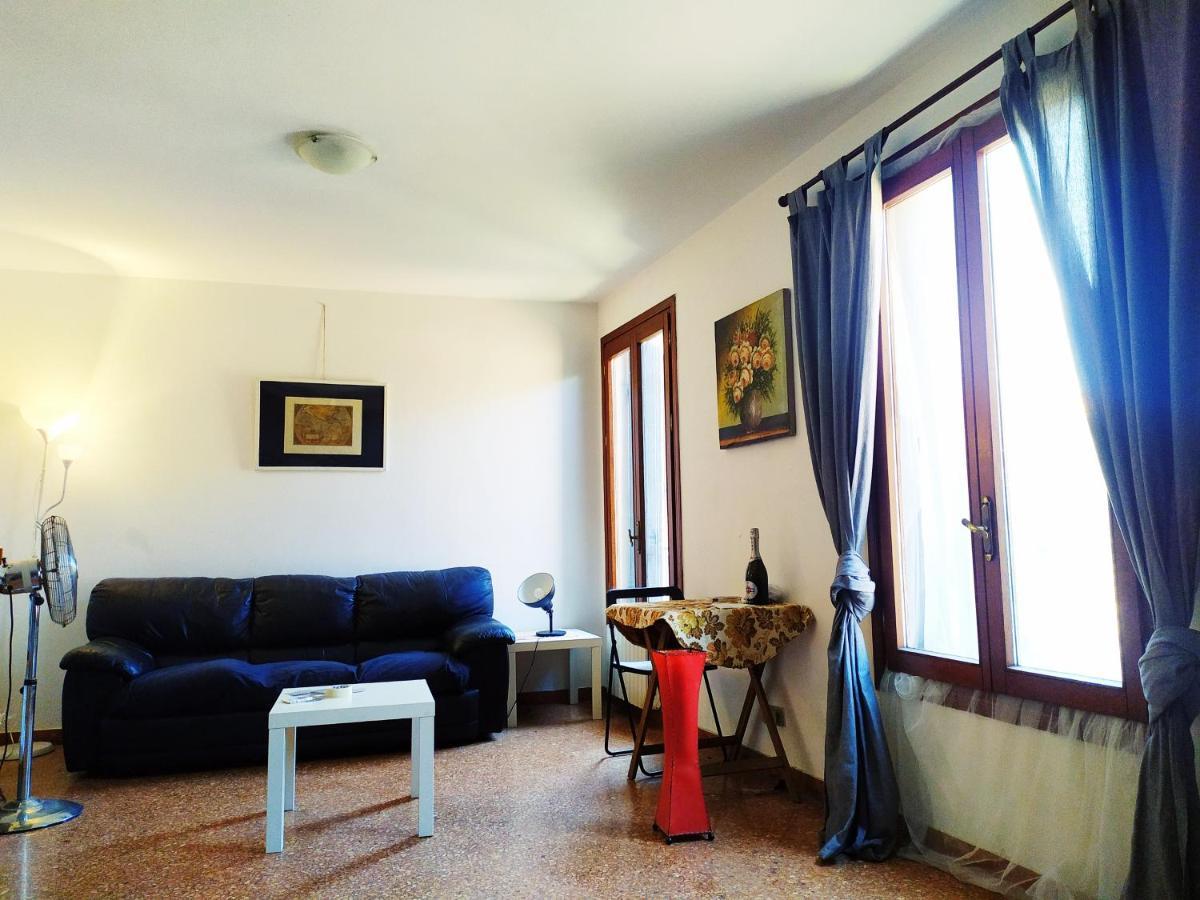 Hotel Two Steps From Rialto Venedig Exterior foto